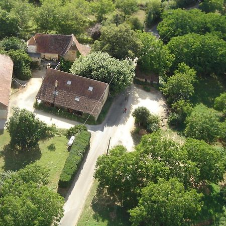 Bed and Breakfast La Ferme De Maraval Cénac-et-Saint-Julien Zewnętrze zdjęcie